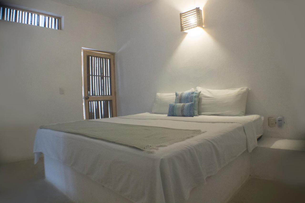 Melrose Place Hotel ปูแอร์โตเอสกอนดิโด ภายนอก รูปภาพ